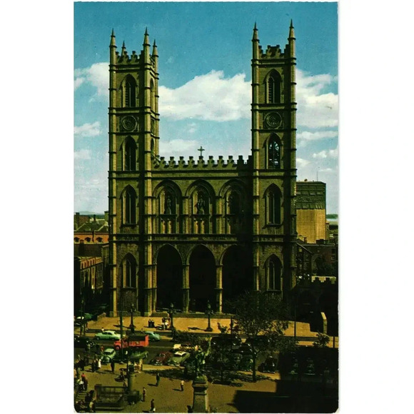 Notre Dame Church, Montreal, Canada Eglise Notre-Dame, Montréal, Canada Postcard - Picture 1 of 2